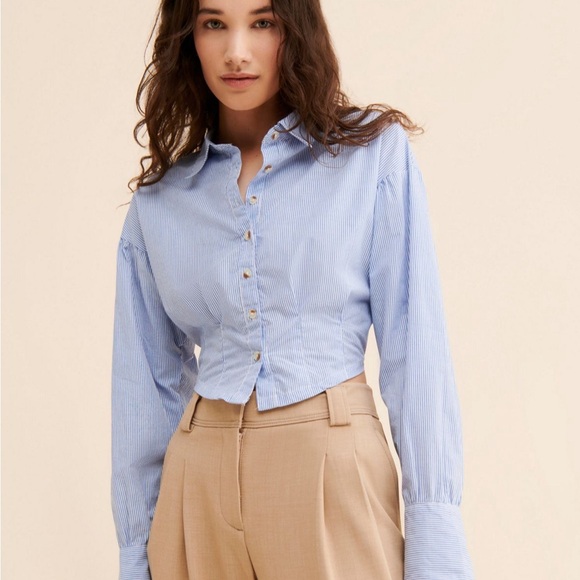 Free People Blue Buttoned Crop Top size Medium - Picture 4 of 4